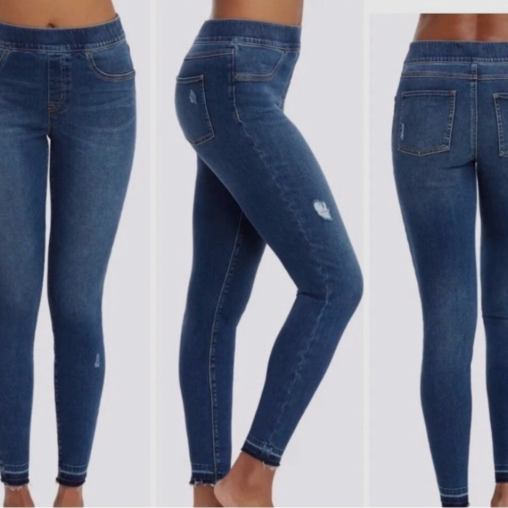 SPANX DISTRESSED SKINNY JEANS
BLUE WASH RAW HEM 20203R Size L